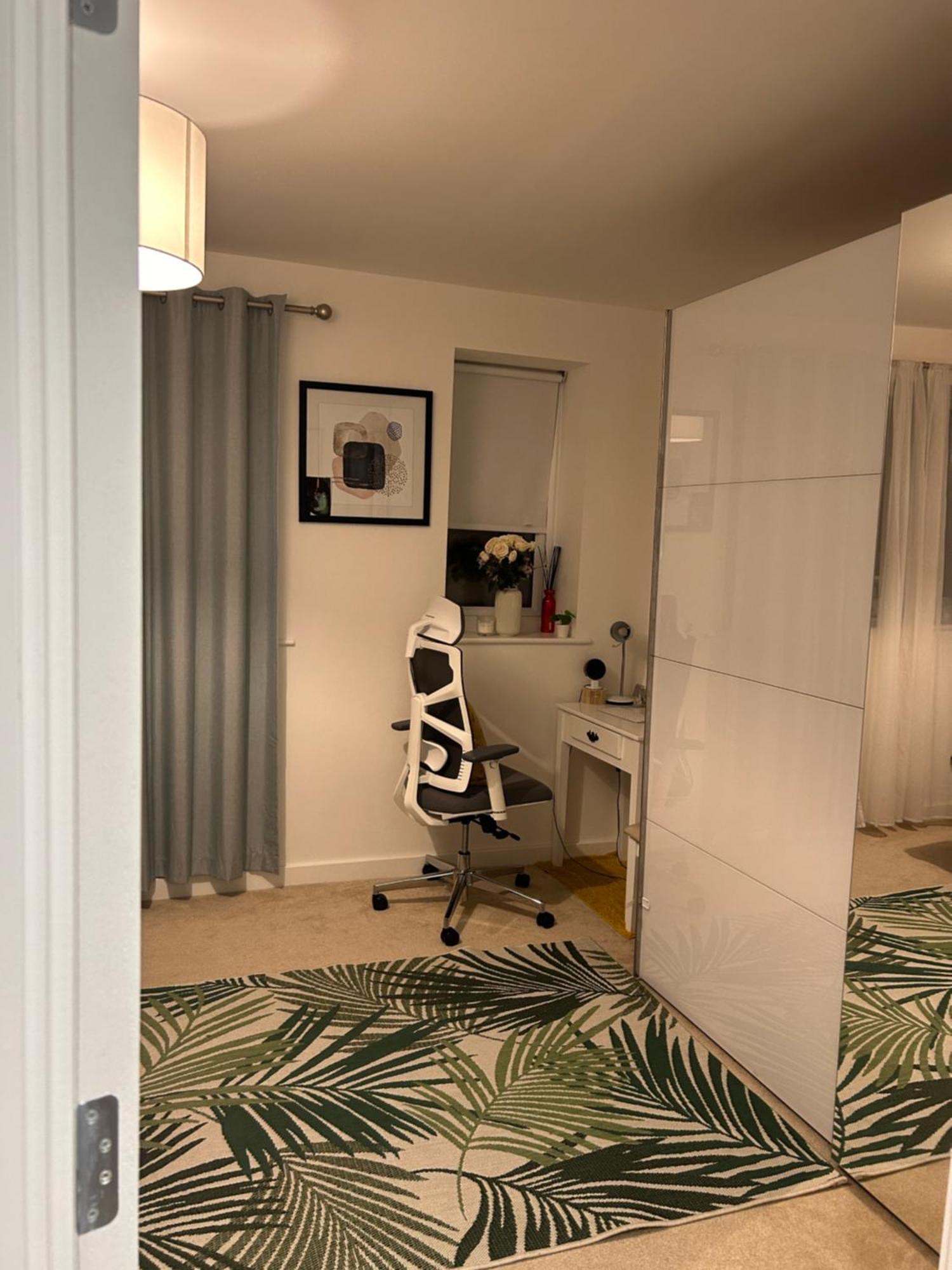 Comfortable Double Room & Single Room In Vibrant Hatfield Neighbourhood Bagian luar foto